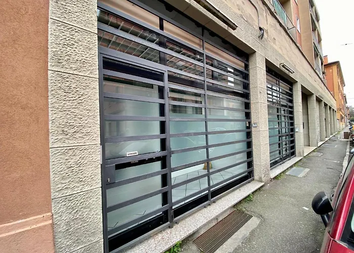 Crespi In Fiera Apartment